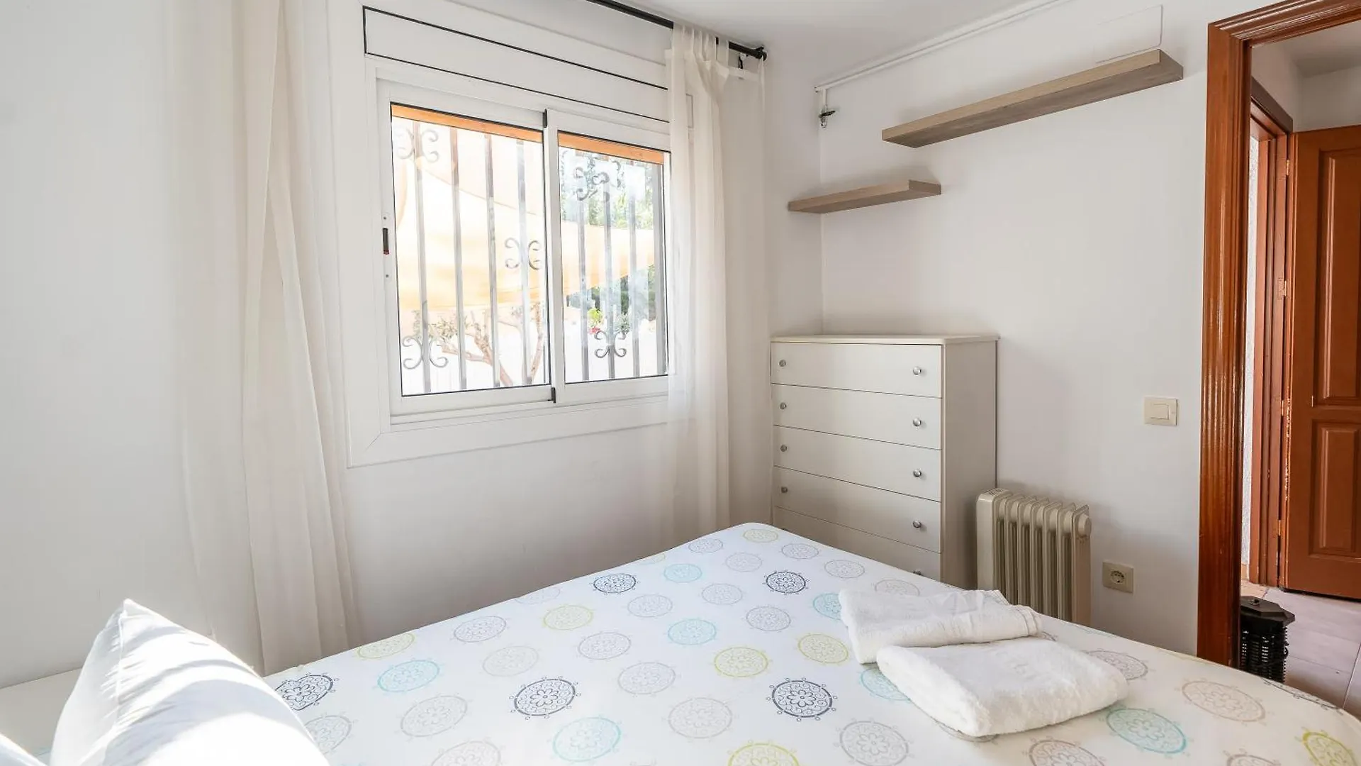 Apartment Beach House Roda De Bera Spain
